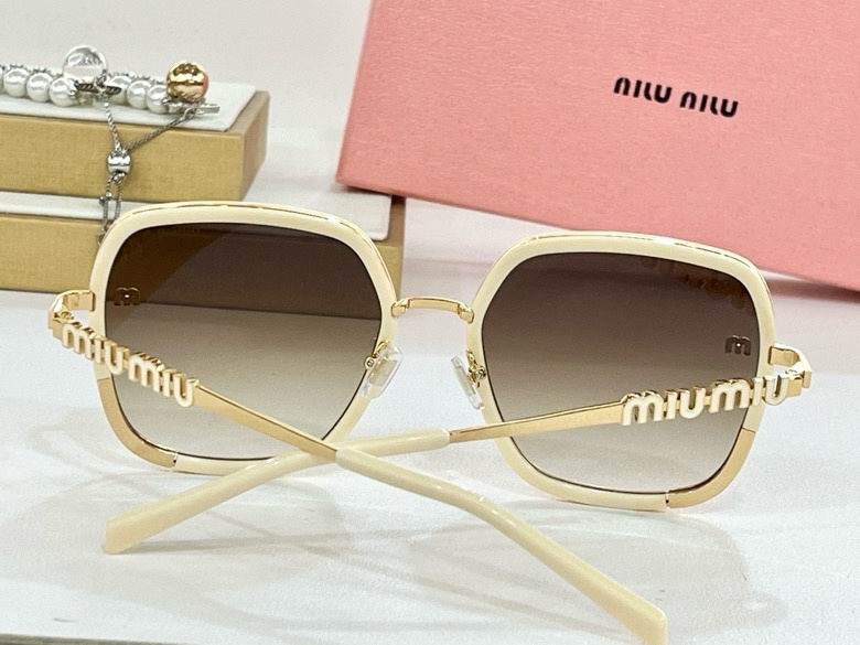 Miumiu Glasses smx (501)